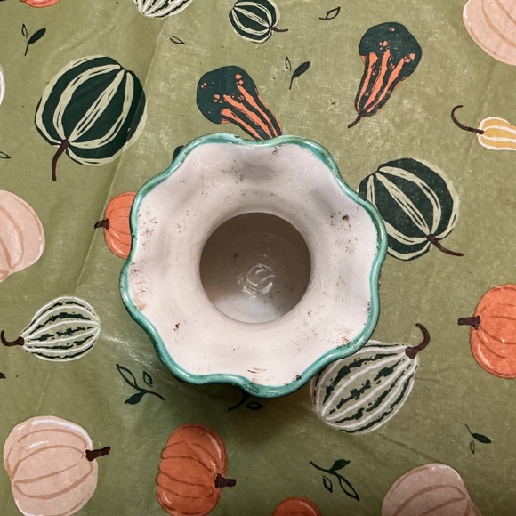 Vase - Picture 2 of 6